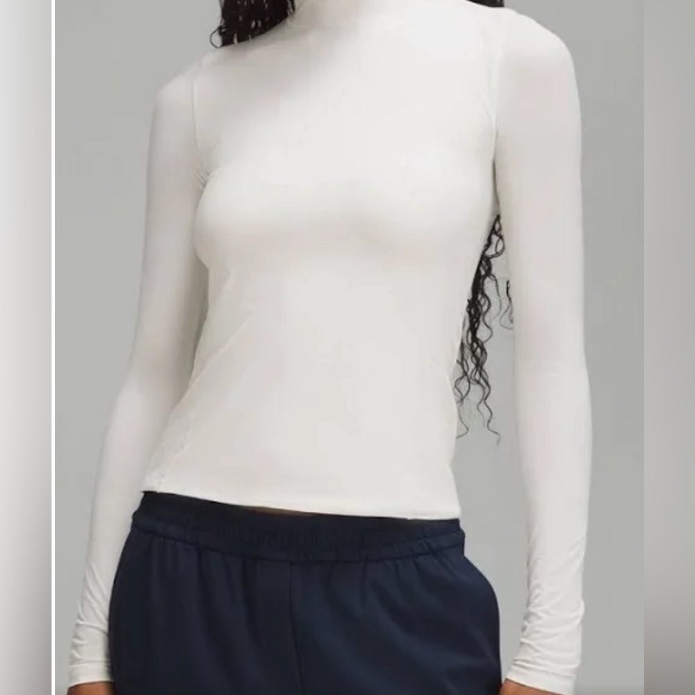 Lululemon Mock Turtleneck